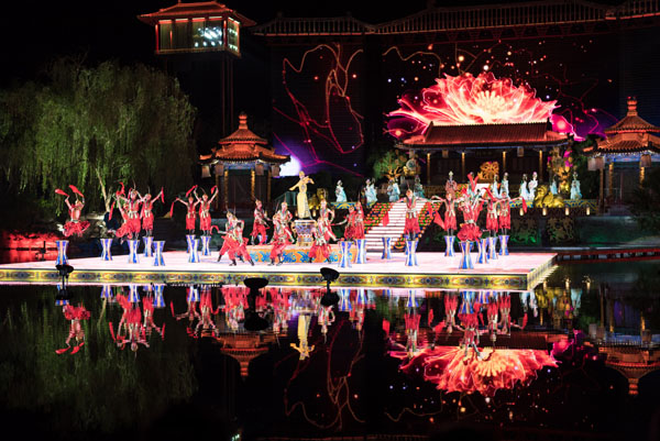 品鑒長(zhǎng)安華清宮/兵馬俑/大唐不夜城/ 大慈恩寺/鐘鼓樓廣場(chǎng)/回民街3日游